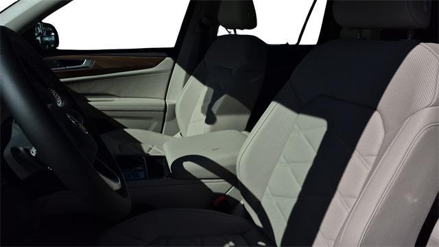 new 2026 Volkswagen Atlas car, priced at $47,726