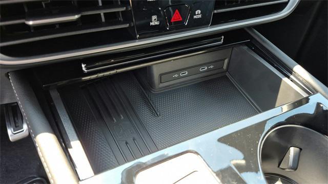 new 2025 Volkswagen Atlas Cross Sport car, priced at $52,346