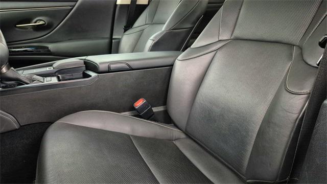 used 2022 Lexus ES 350 car, priced at $29,740