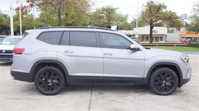 new 2024 Volkswagen Atlas car, priced at $41,848