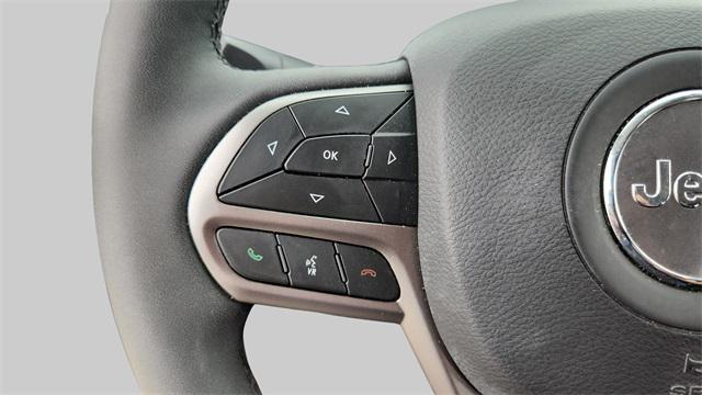 used 2022 Jeep Cherokee car, priced at $21,995