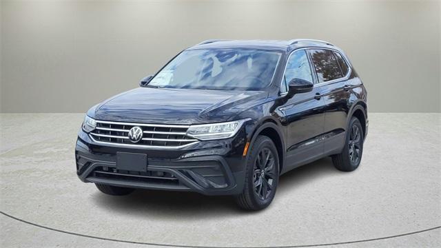 new 2024 Volkswagen Tiguan car, priced at $30,437