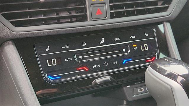 new 2025 Volkswagen Jetta car, priced at $23,999