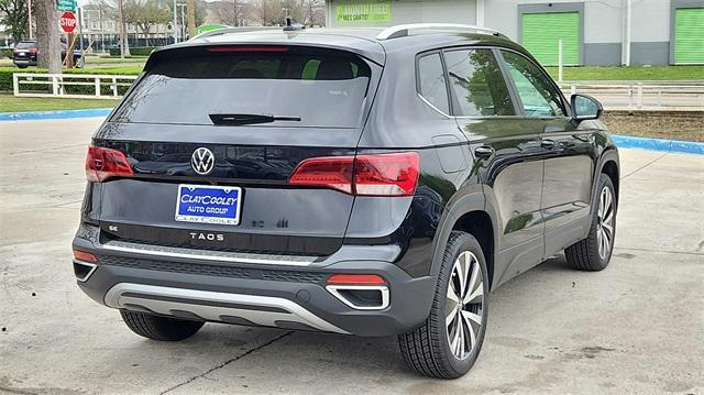 new 2024 Volkswagen Taos car, priced at $29,525