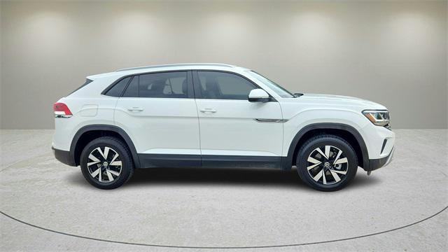 used 2022 Volkswagen Atlas Cross Sport car, priced at $25,999