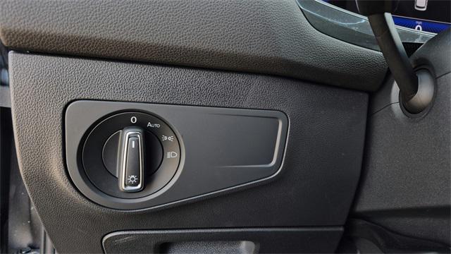 used 2022 Volkswagen Tiguan car, priced at $24,154