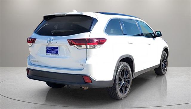 used 2019 Toyota Highlander car, priced at $26,468