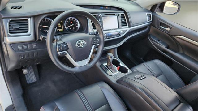 used 2019 Toyota Highlander car, priced at $26,468