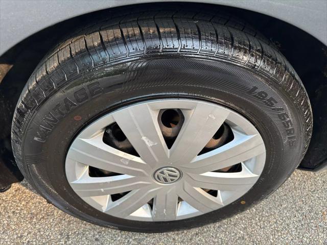 used 2016 Volkswagen Jetta car, priced at $9,999