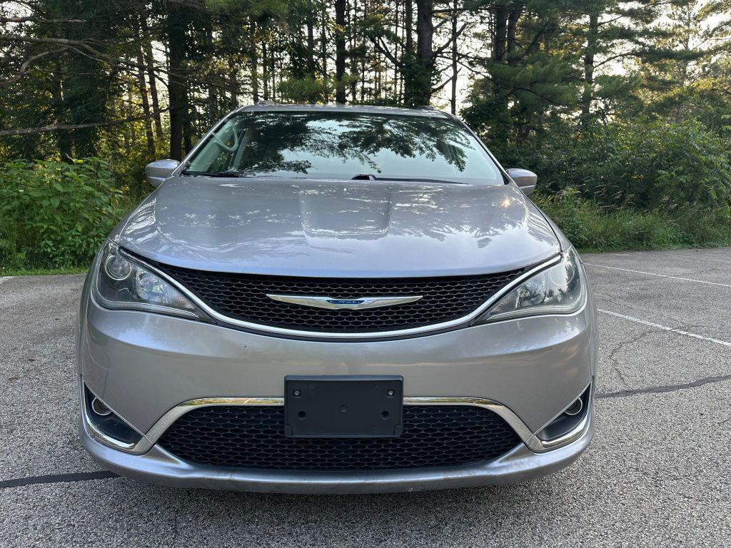 used 2017 Chrysler Pacifica car, priced at $12,996