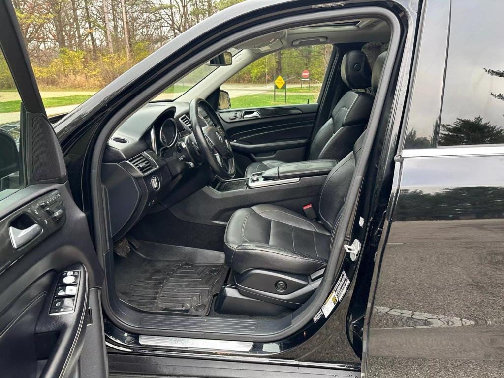 used 2015 Mercedes-Benz M-Class car, priced at $14,997