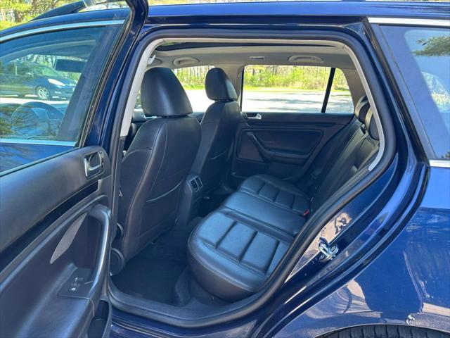 used 2014 Volkswagen Jetta SportWagen car, priced at $11,999