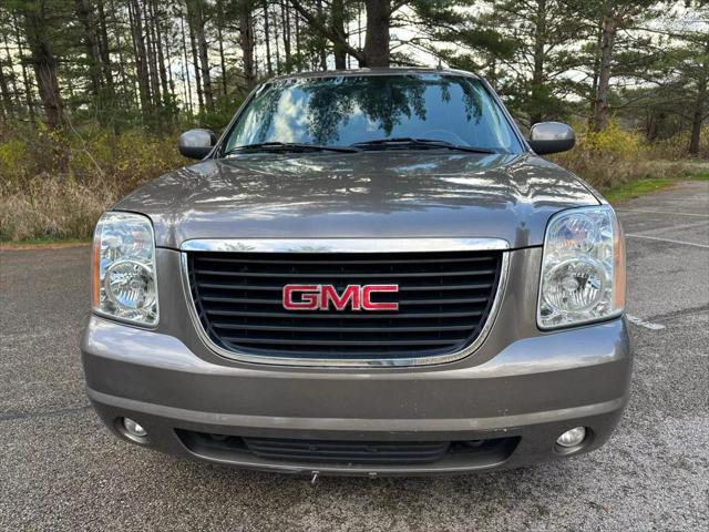 used 2014 GMC Yukon car, priced at $14,990