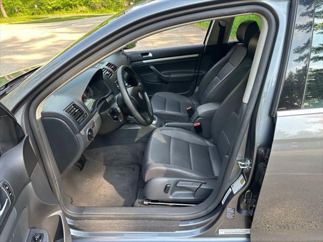 used 2006 Volkswagen Jetta car, priced at $6,999