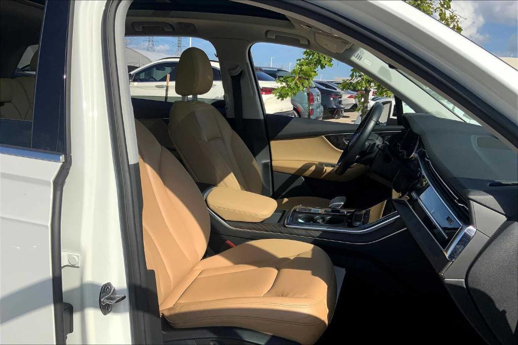 used 2021 Audi Q7 car, priced at $26,999