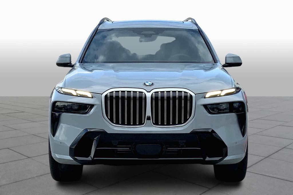 new 2025 BMW X7 car, priced at $97,120