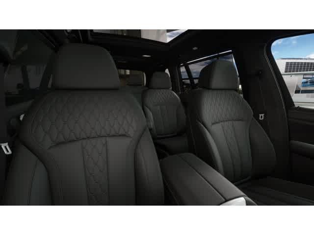new 2026 BMW X7 car, priced at $124,060