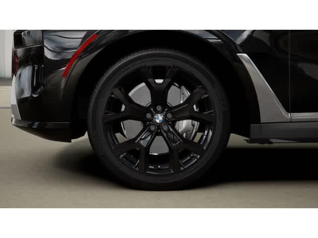 new 2026 BMW X7 car, priced at $96,110