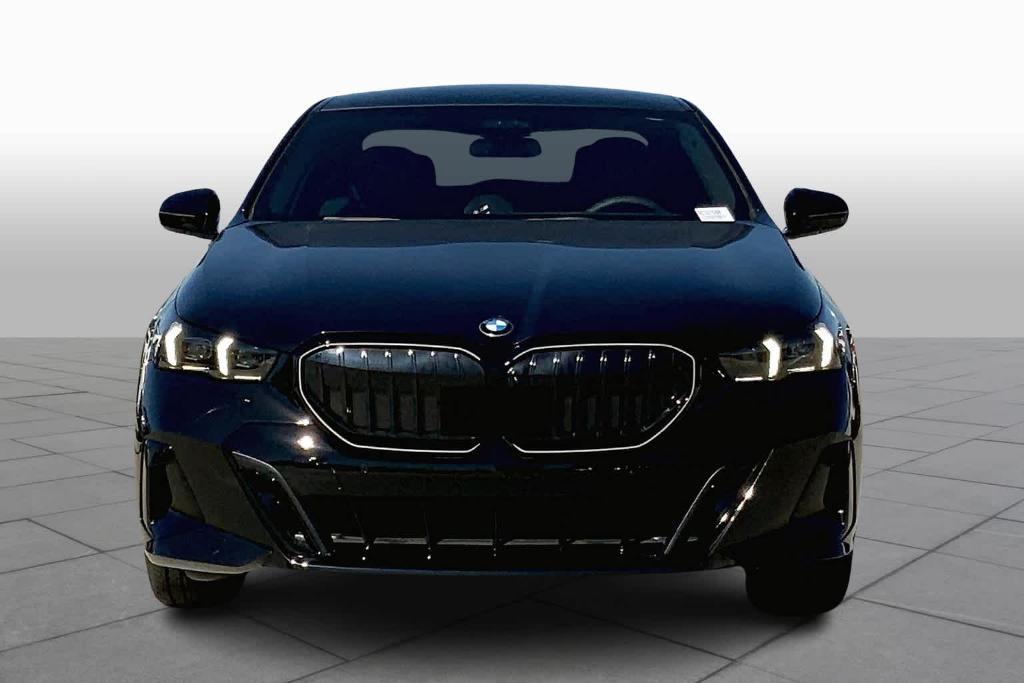 new 2024 BMW 540 car, priced at $82,595