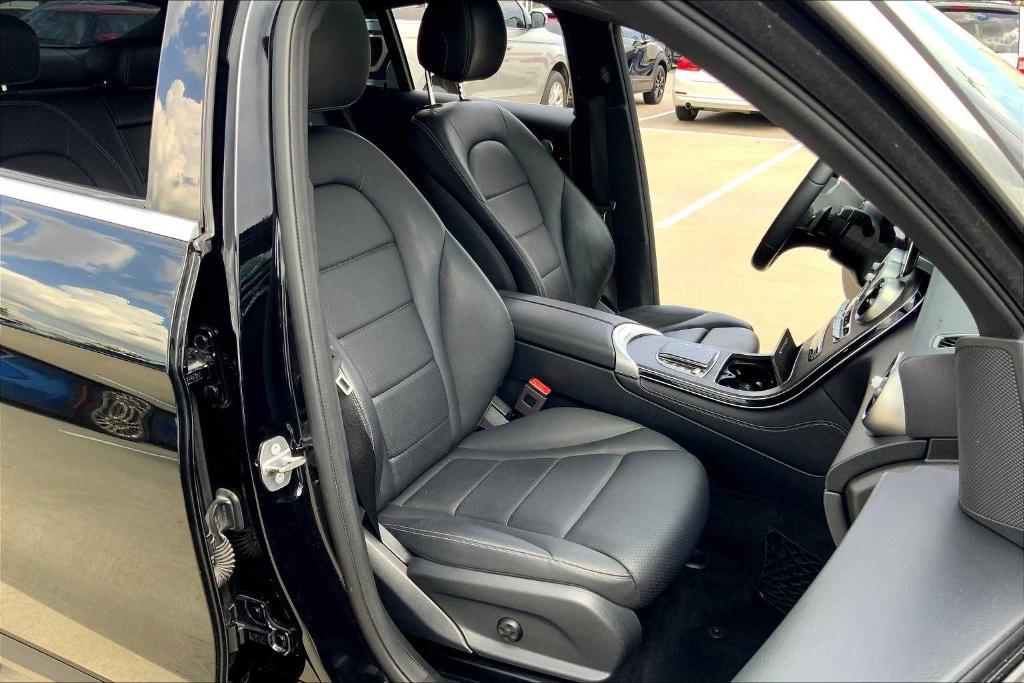 used 2020 Mercedes-Benz GLC 300 car, priced at $32,900