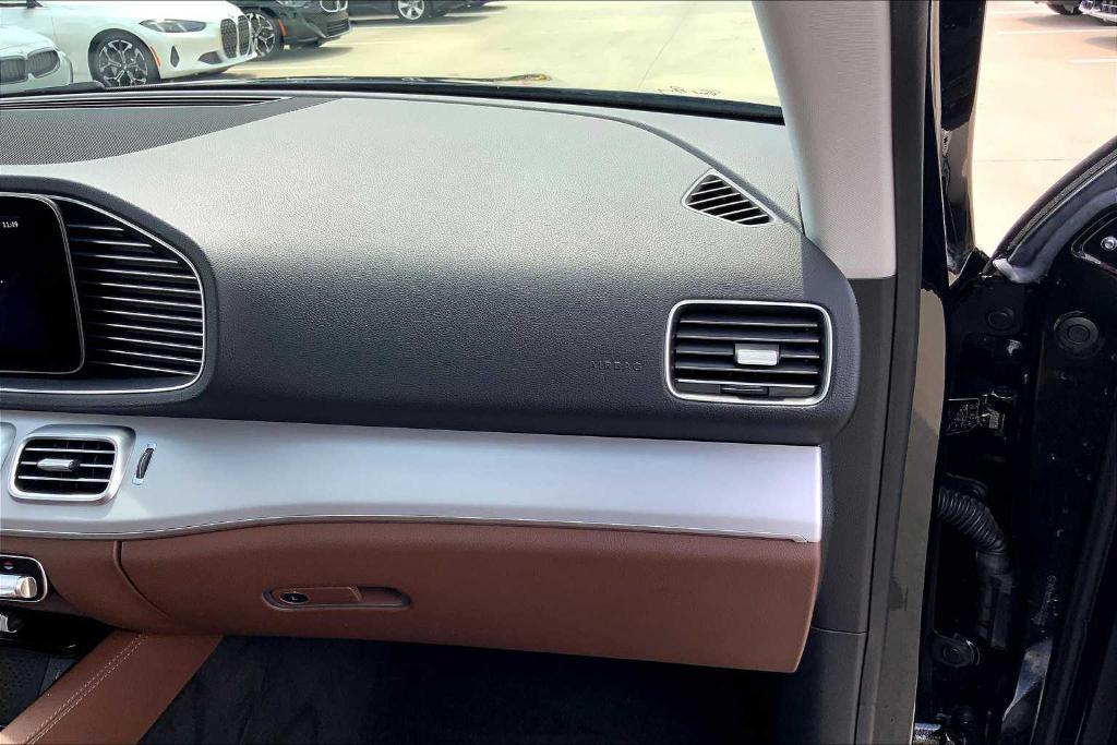 used 2024 Mercedes-Benz GLE 450 car, priced at $56,999