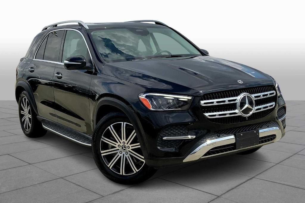 used 2024 Mercedes-Benz GLE 450 car, priced at $56,999