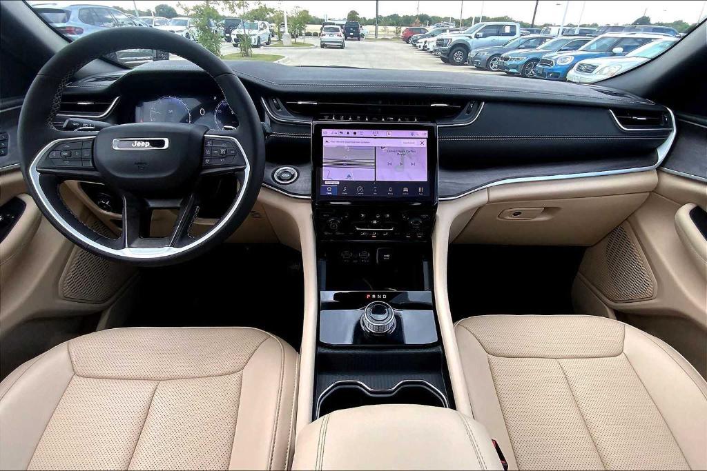 used 2023 Jeep Grand Cherokee car, priced at $28,900