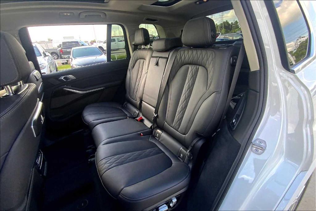 used 2025 BMW X7 car, priced at $76,900