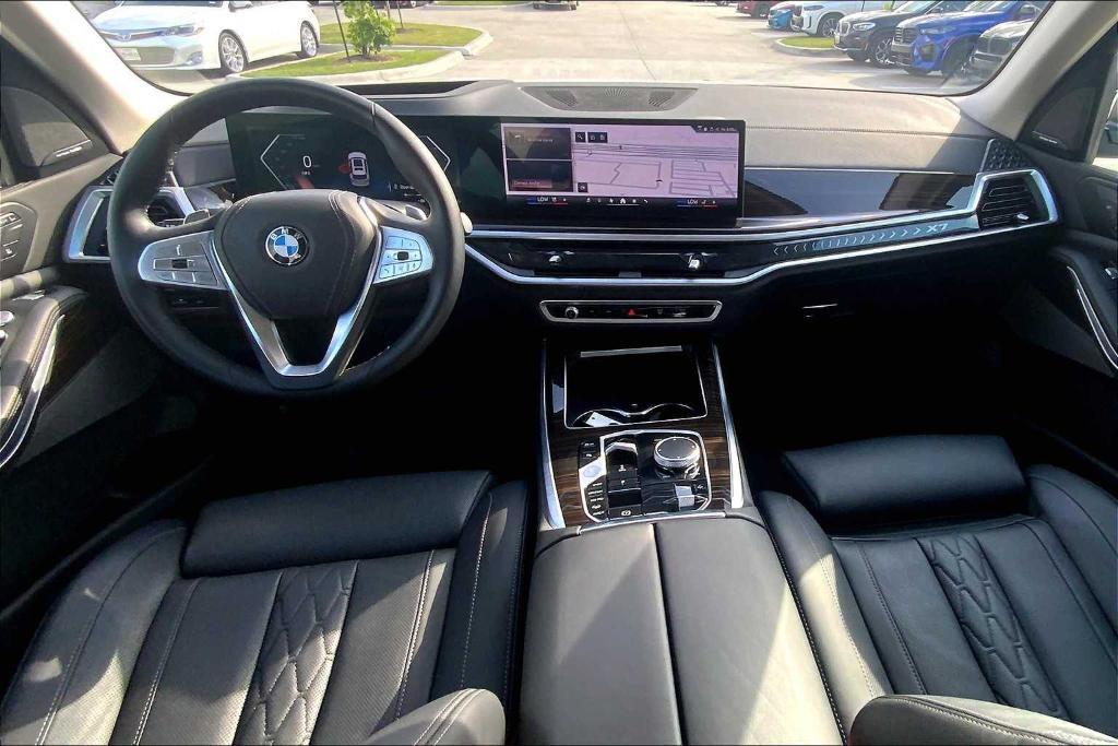 used 2025 BMW X7 car, priced at $76,900
