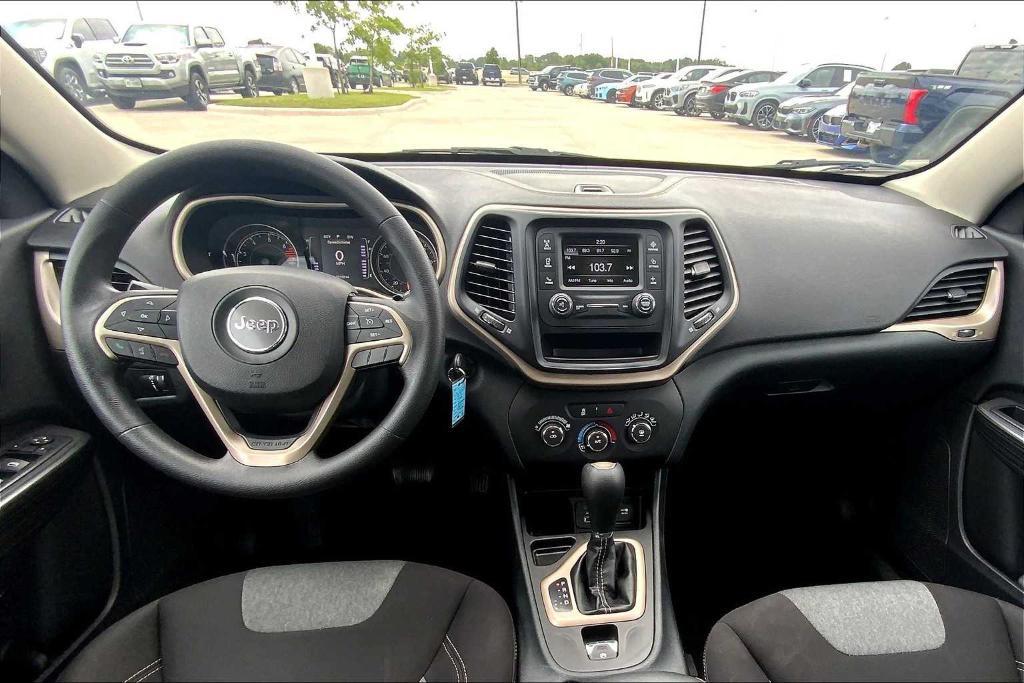 used 2016 Jeep Cherokee car, priced at $11,999