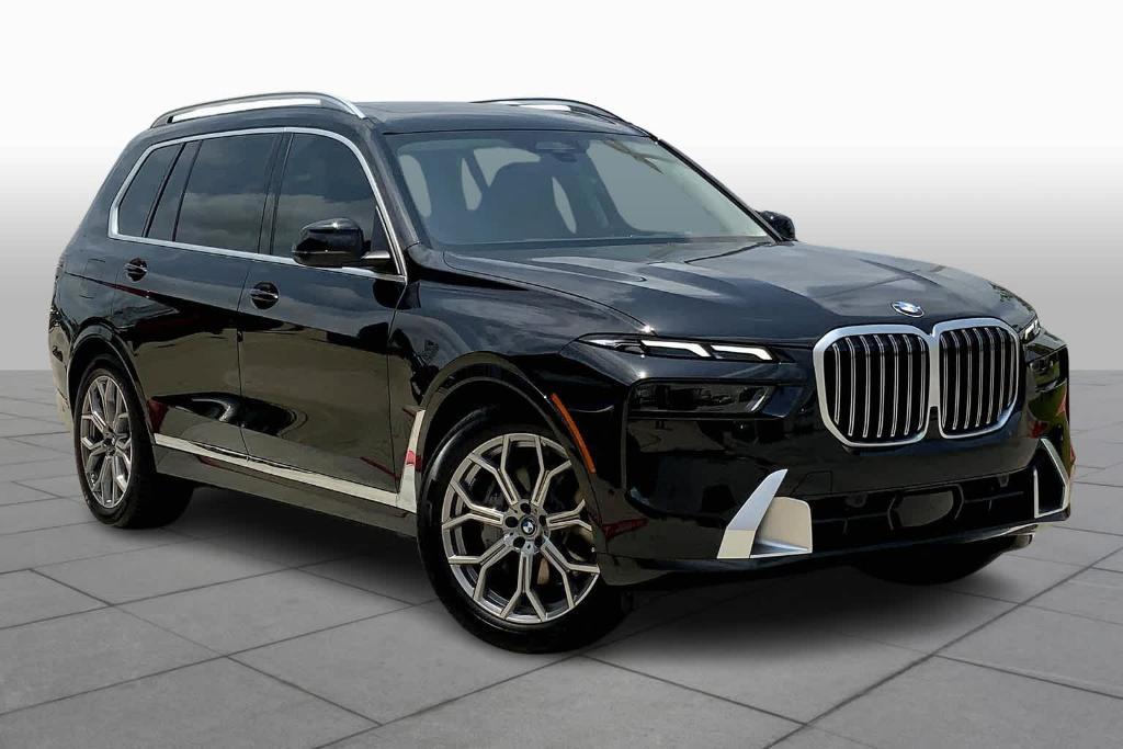 new 2025 BMW X7 car, priced at $91,630