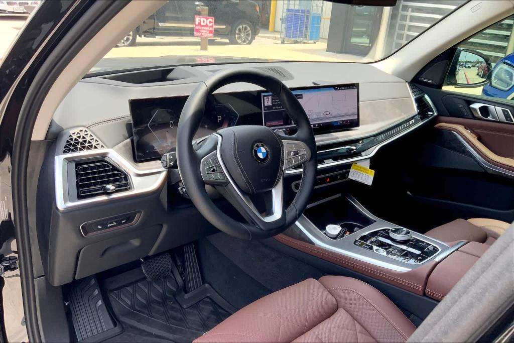 new 2025 BMW X7 car, priced at $91,630