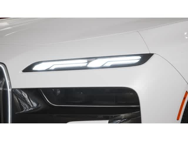 new 2025 BMW 760 car, priced at $135,215