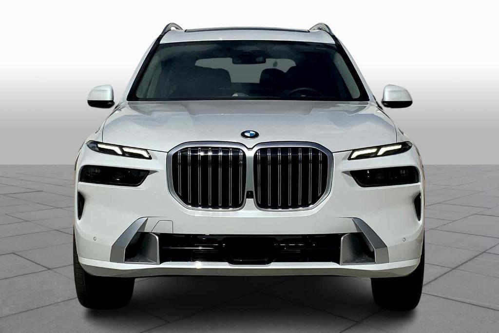 new 2025 BMW X7 car, priced at $92,375