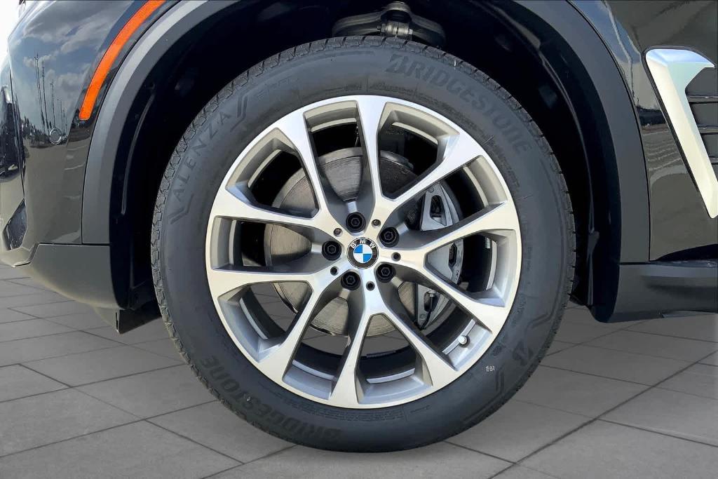 new 2025 BMW X5 car, priced at $72,725