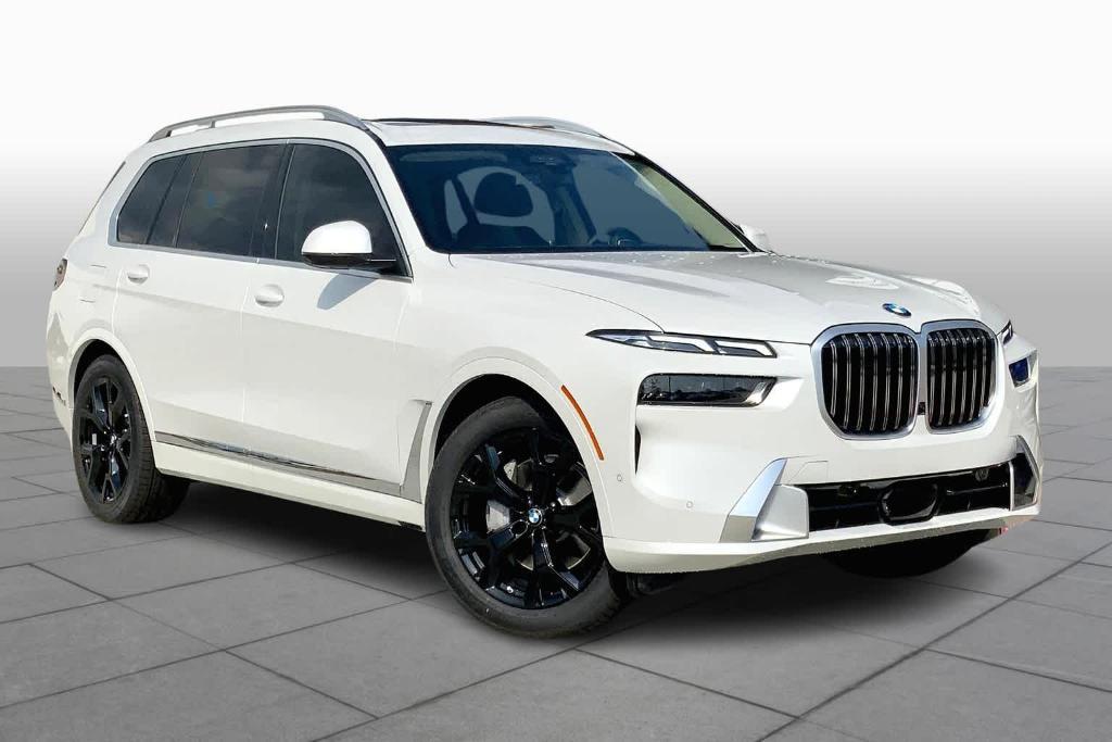 new 2025 BMW X7 car, priced at $91,620