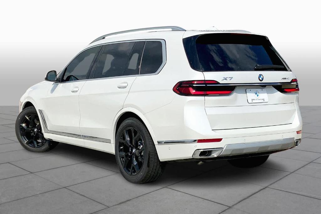 new 2025 BMW X7 car, priced at $91,620