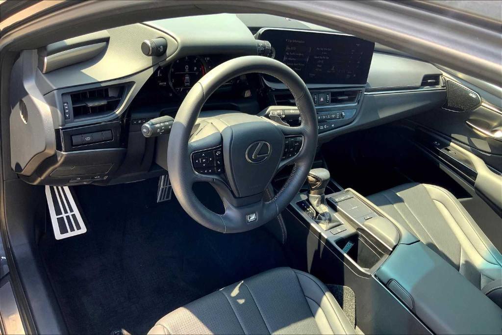 used 2022 Lexus ES 350 car, priced at $38,999