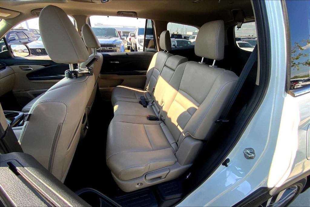 used 2018 Honda Pilot car, priced at $21,990