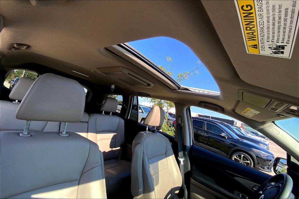 used 2018 Honda Pilot car, priced at $21,990