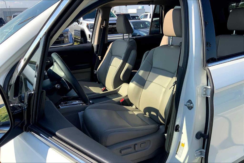 used 2018 Honda Pilot car, priced at $21,990