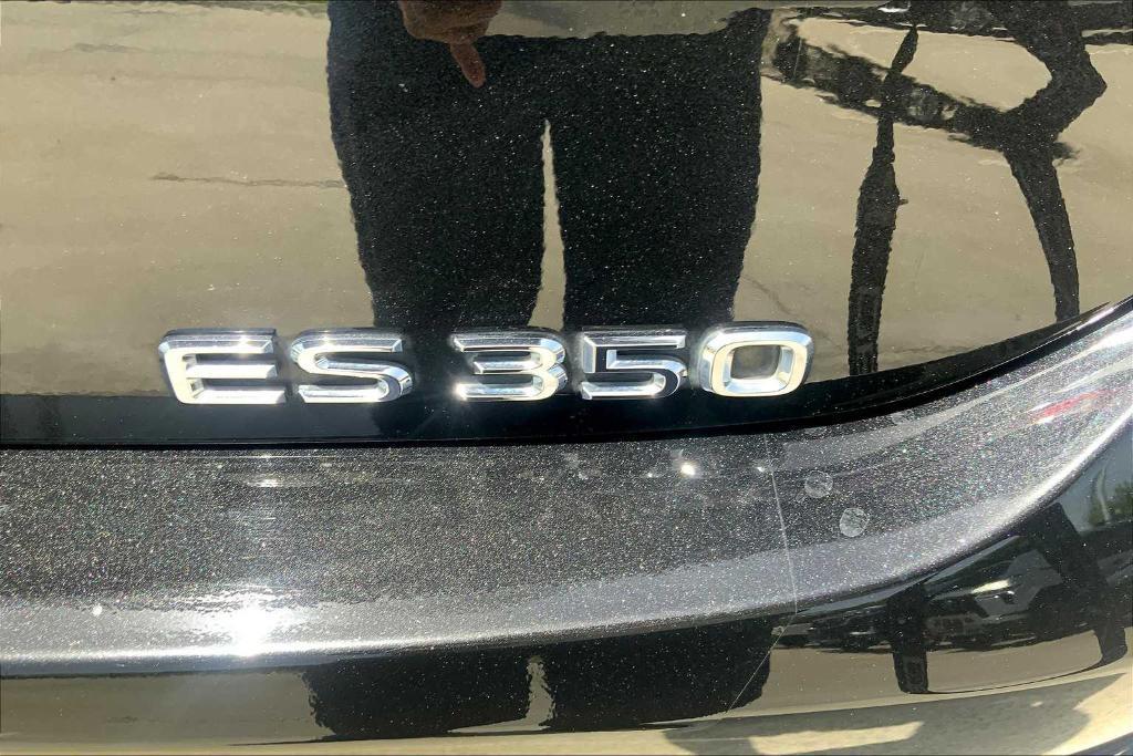 used 2022 Lexus ES 350 car, priced at $32,800