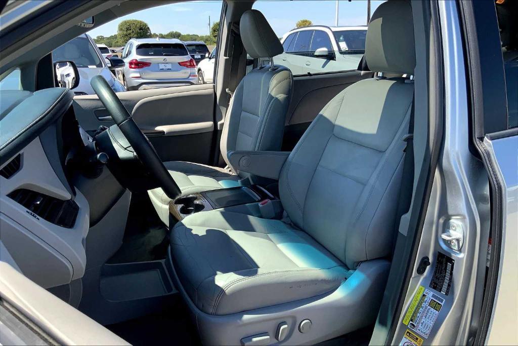used 2017 Toyota Sienna car, priced at $19,488