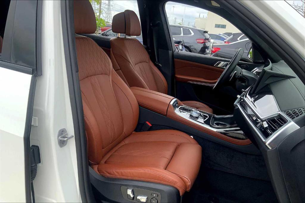 used 2025 BMW X7 car, priced at $105,988