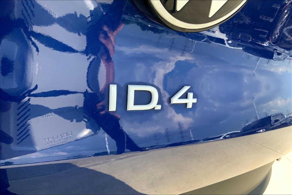 used 2021 Volkswagen ID.4 car, priced at $18,500