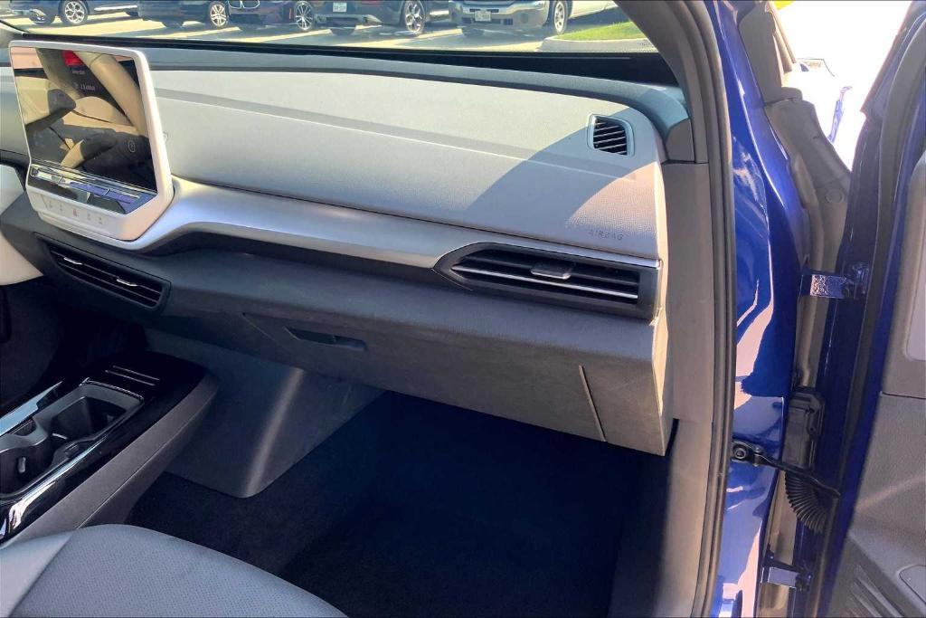 used 2021 Volkswagen ID.4 car, priced at $18,500