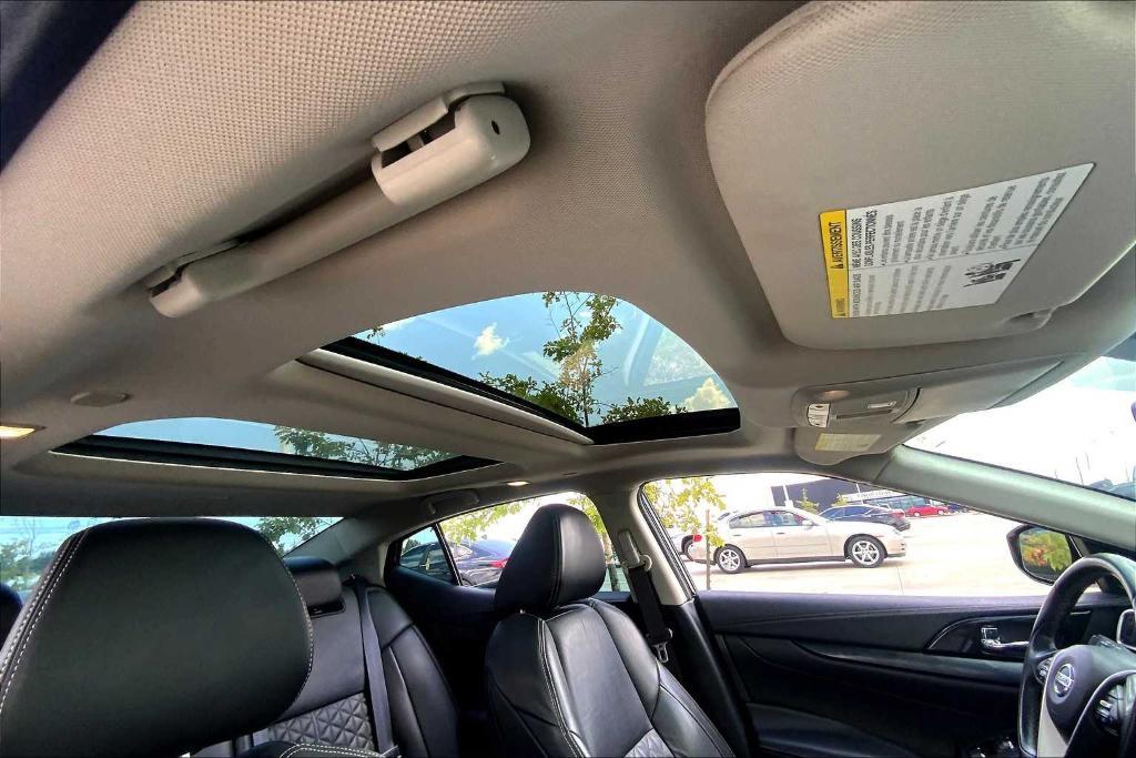 used 2020 Nissan Maxima car, priced at $20,999