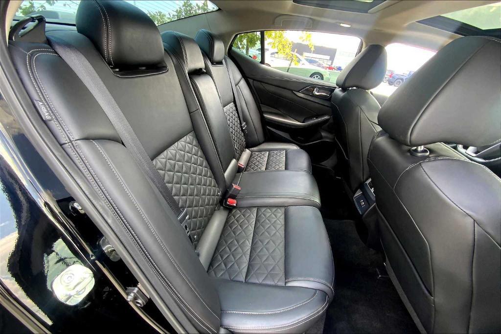 used 2020 Nissan Maxima car, priced at $20,999