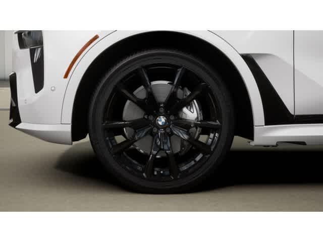 new 2026 BMW X7 car, priced at $100,115