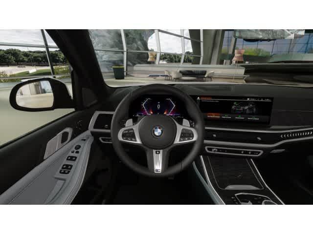 new 2026 BMW X7 car, priced at $100,115